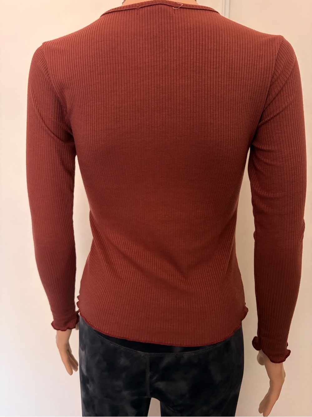 Long-Sleeve Ribbed Button Front Top in Rust - Picture 2 of 2